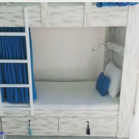 Hostal Amintas *