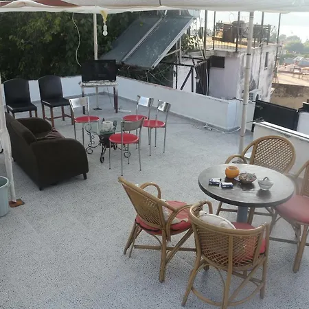 Amintas Hostal *